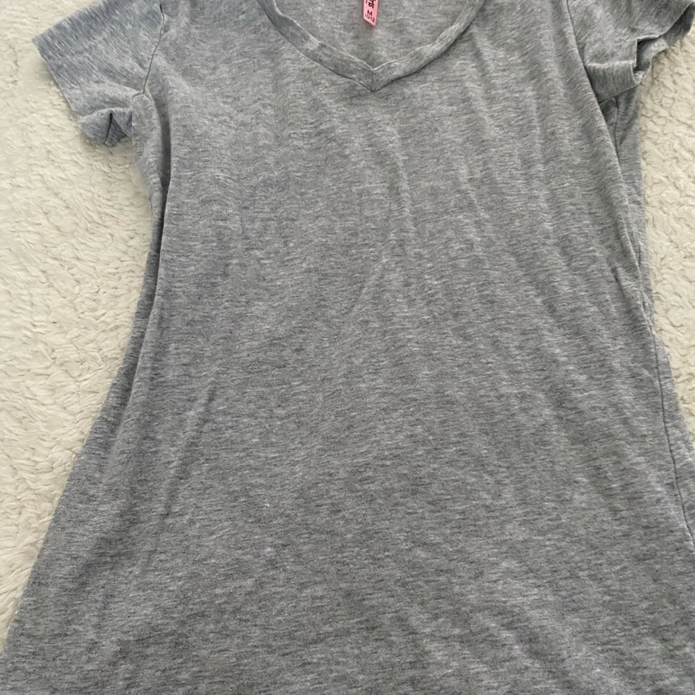 Regular gray t